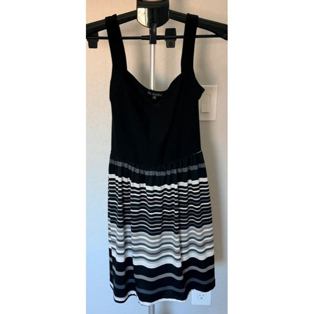 Black and white dress